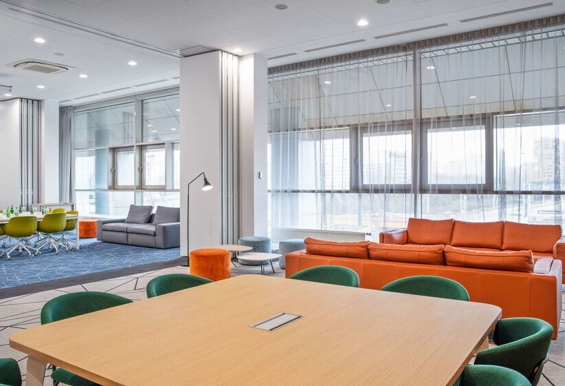 酒店 Golden Tulip Warszawa Centrum