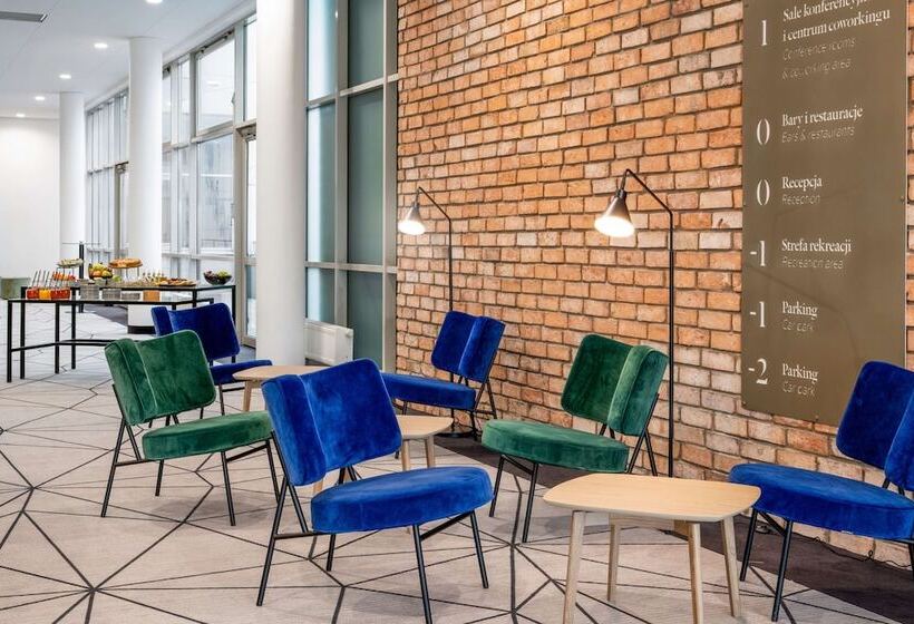 هتل Golden Tulip Warszawa Centrum