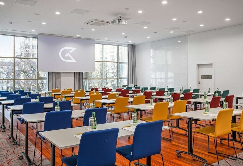 酒店 Golden Tulip Warszawa Centrum