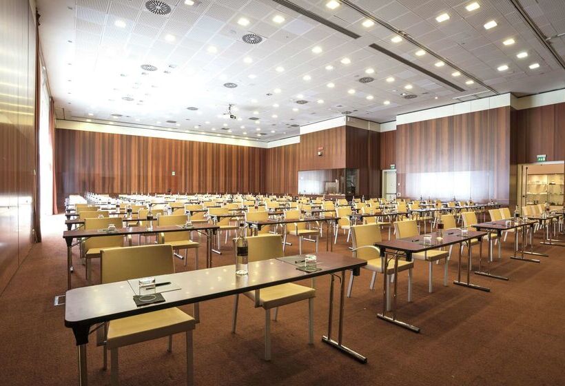 هتل Doubletree by Hilton Florence Metropole