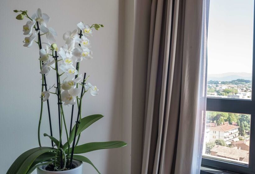 هتل Doubletree by Hilton Florence Metropole