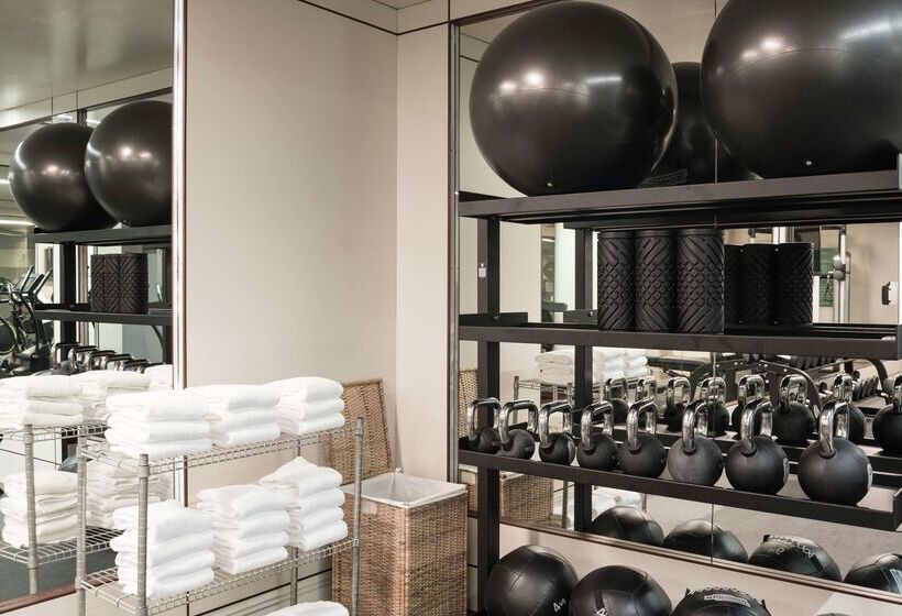 هتل Doubletree by Hilton Florence Metropole