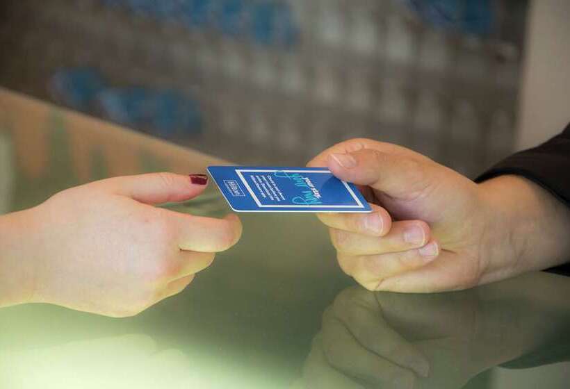 هتل Doubletree by Hilton Florence Metropole