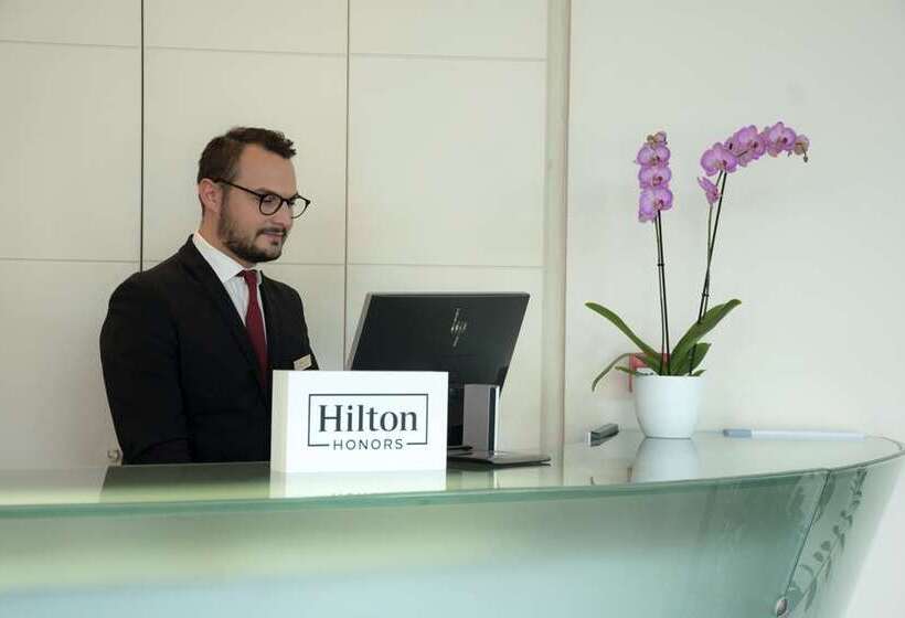 هتل Doubletree by Hilton Florence Metropole