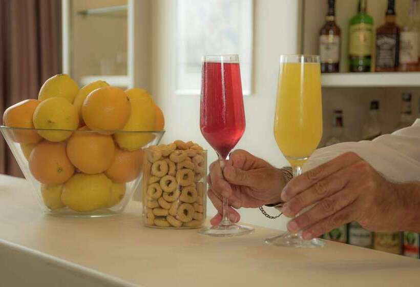 هتل Doubletree by Hilton Florence Metropole