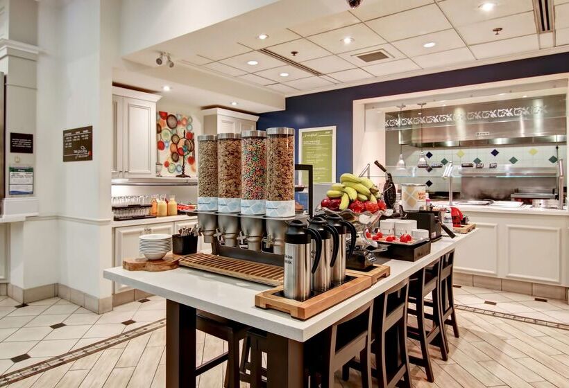 فندق Hilton Garden Inn Toronto Mississauga