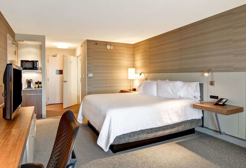 فندق Hilton Garden Inn Toronto Mississauga