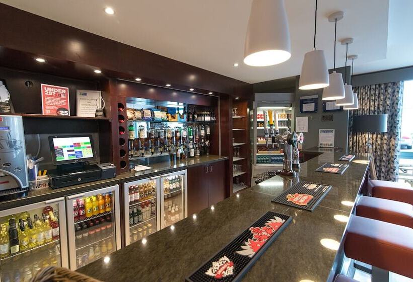 酒店 Holiday Inn Express Dunfermline, An Ihg