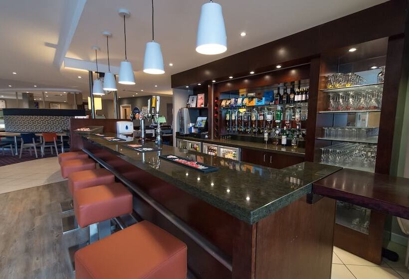 酒店 Holiday Inn Express Dunfermline, An Ihg