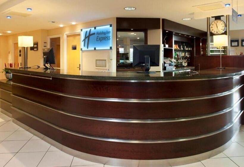 酒店 Holiday Inn Express Dunfermline, An Ihg