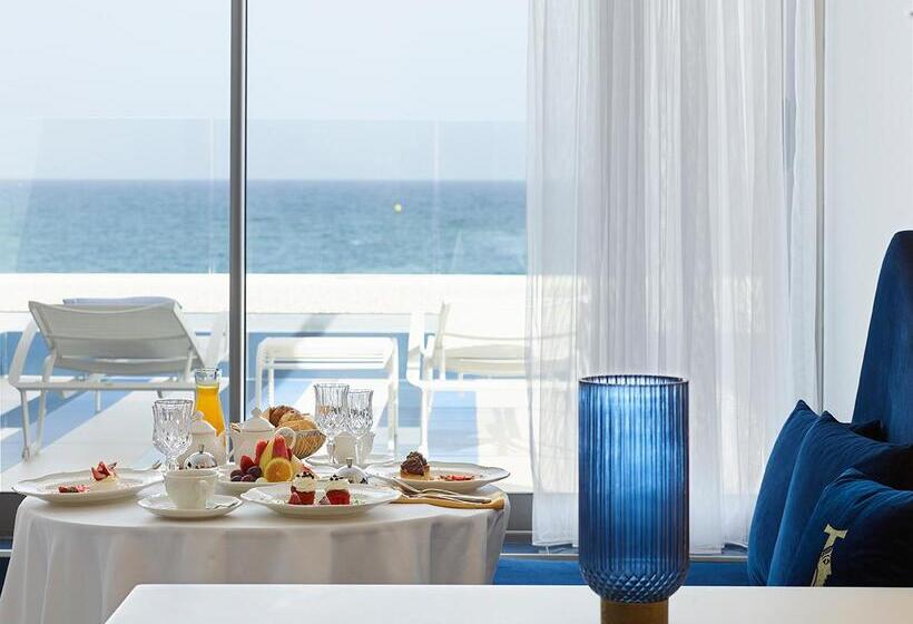 I Resort Beach Hotel & Spa