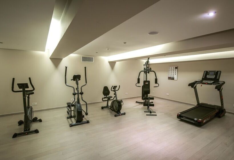 I Resort Beach Hotel & Spa