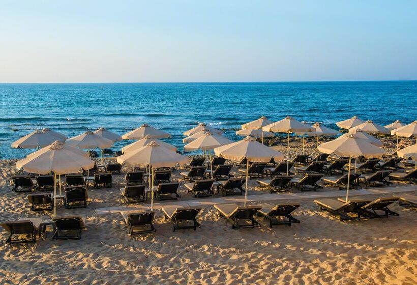 I Resort Beach Hotel & Spa