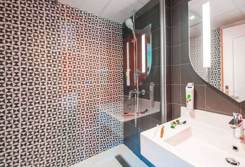 酒店 Ibis Styles Carcassonne La Cité