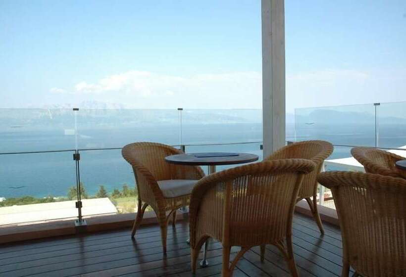 هتل Ionian Blue Bungalows And Spa Resort