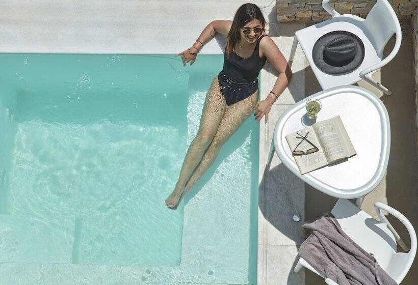 호텔 Mykonos Kosmoplaz Beach Resort