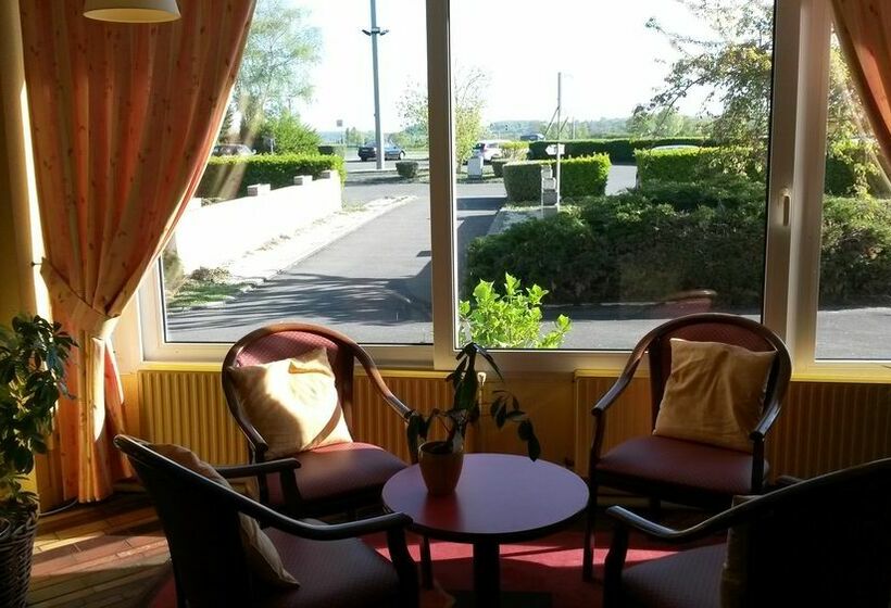 호텔 Hôtel & Résidence Nevers Nord / Varennes Vauzelles