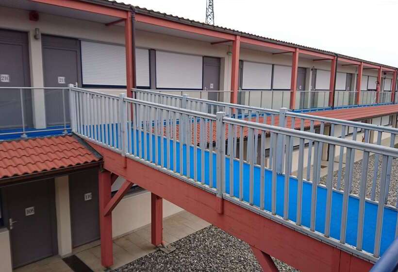 Отель Kyriad Toulouse Sud Roques