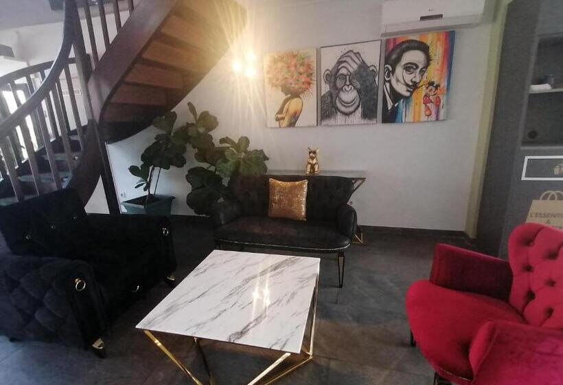 Отель Kyriad Toulouse Sud Roques