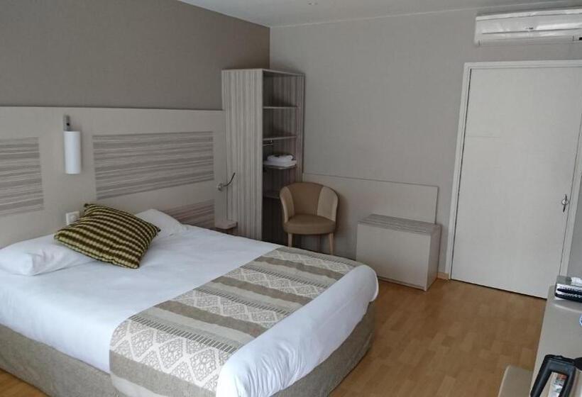 Отель Kyriad Toulouse Sud Roques