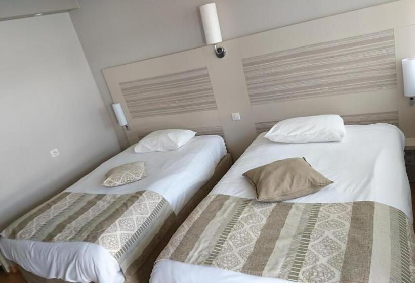 Отель Kyriad Toulouse Sud Roques