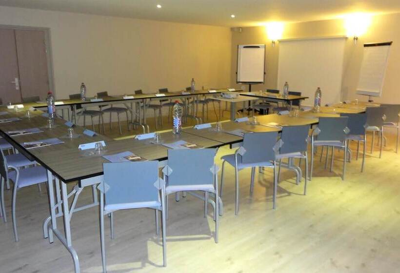 Отель Kyriad Toulouse Sud Roques