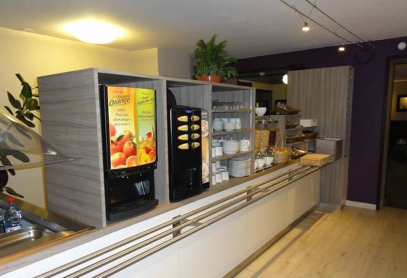 Отель Kyriad Toulouse Sud Roques