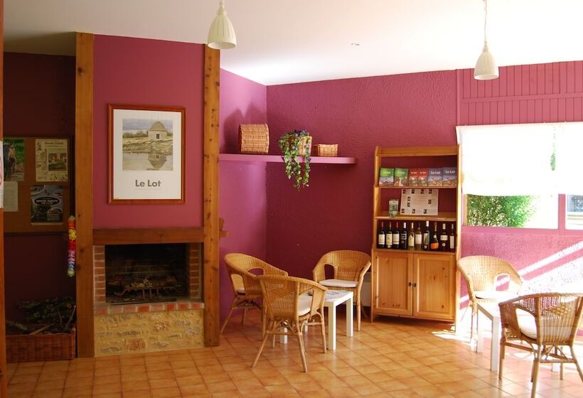 호텔 Lagrange Grand Bleu Vacances   Residence Les Ségalières