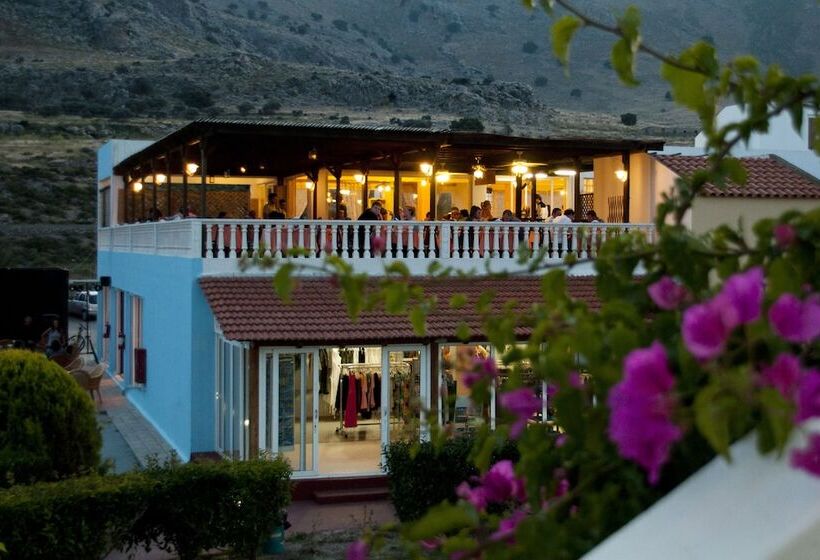 ホテル Lardos Bay