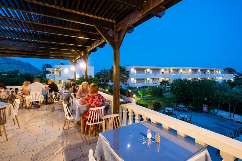 ホテル Lardos Bay