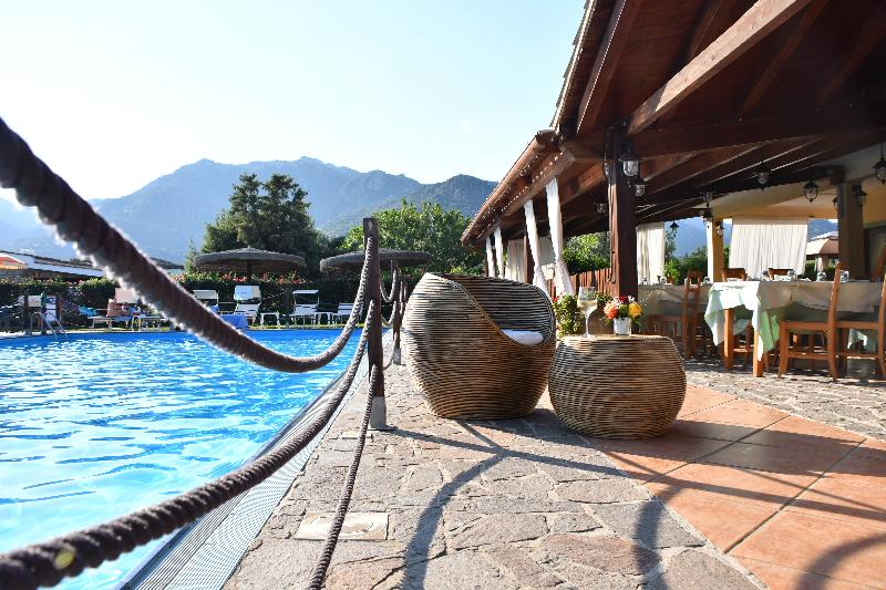 Ih Hotels Le Zagare Resort