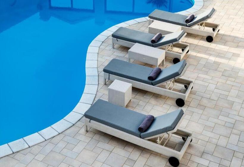 هتل Lofos Village