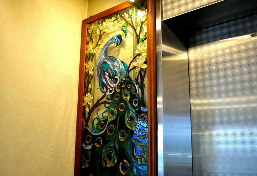 فندق Los Inn Kochi