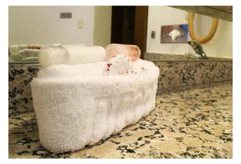 هتل Mandarin Carton