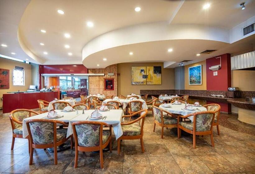 هتل Mandarin Carton