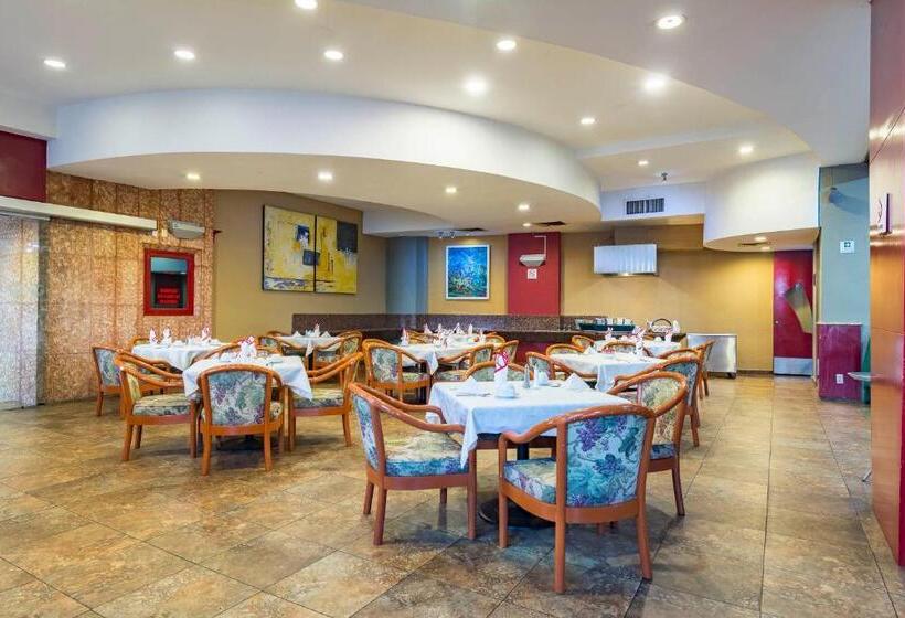 هتل Mandarin Carton