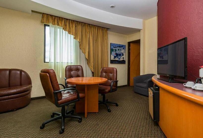 هتل Mandarin Carton