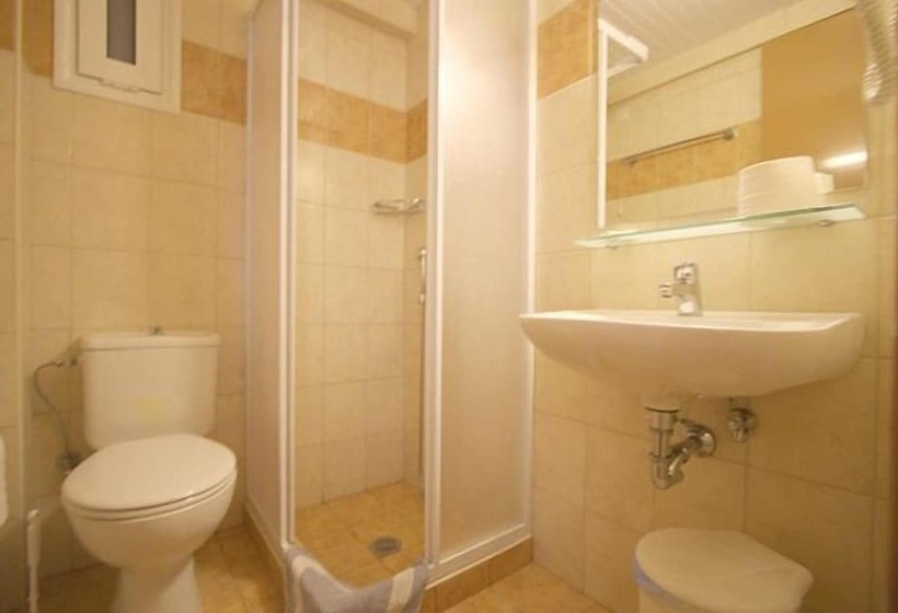 בית מלון כפרי Nafsika