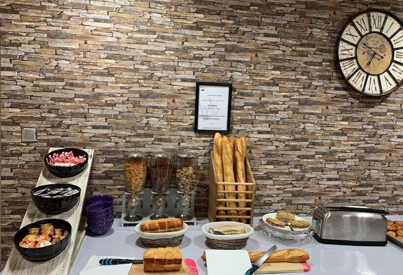 Noemys Neris Montlucon   Hotel Restaurant