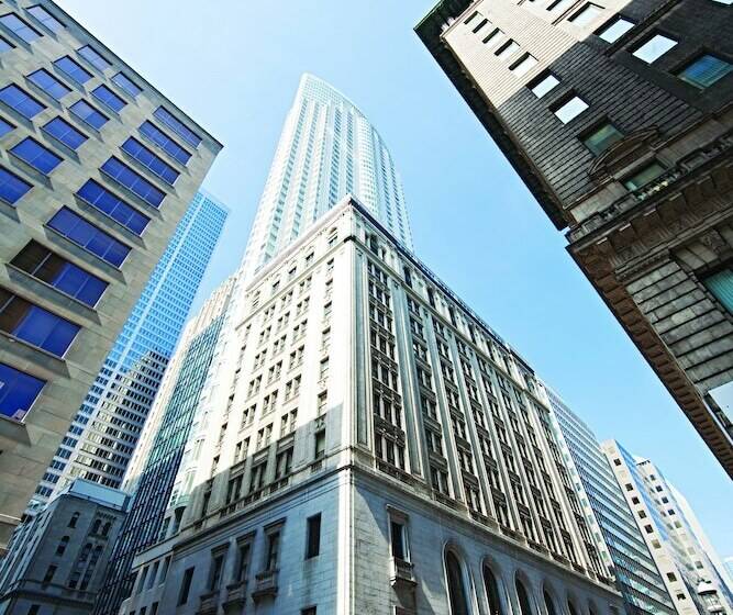 One King West Hotel And Residence