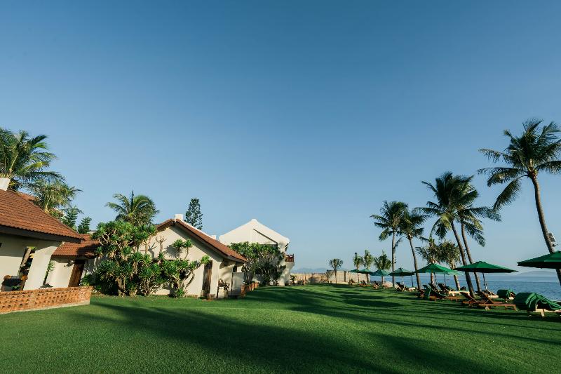 هتل Palm Garden Beach Resort & Spa