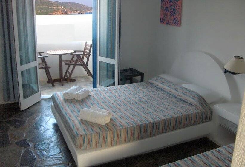 בית מלון כפרי Patmos Paradise