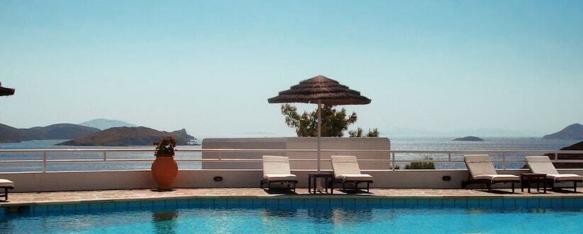 בית מלון כפרי Patmos Paradise