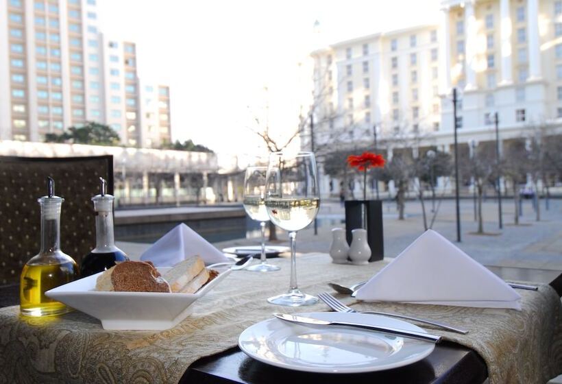 Protea Hotel By Marriott Cape Town North Wharf