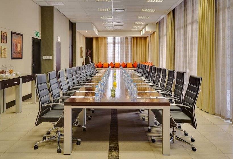 Protea Hotel By Marriott Cape Town North Wharf