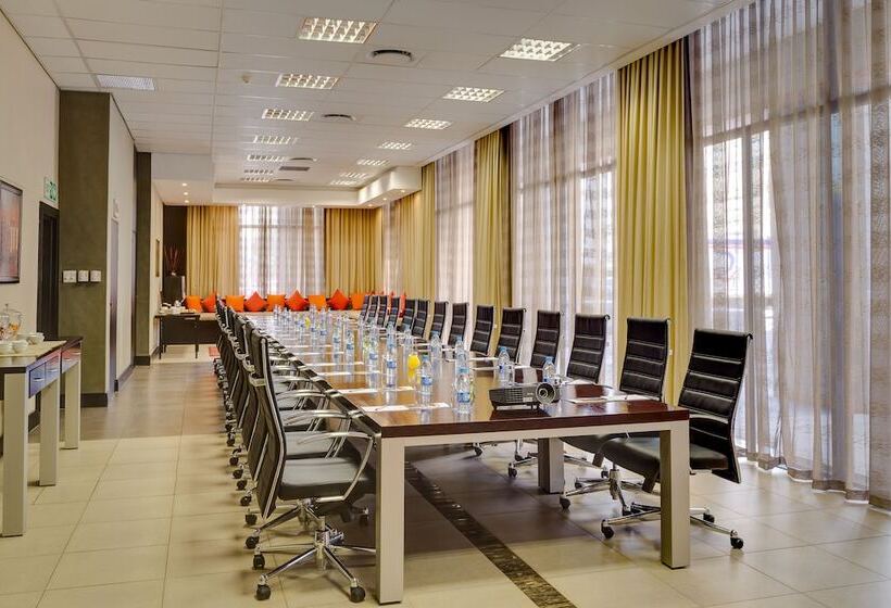 Protea Hotel By Marriott Cape Town North Wharf