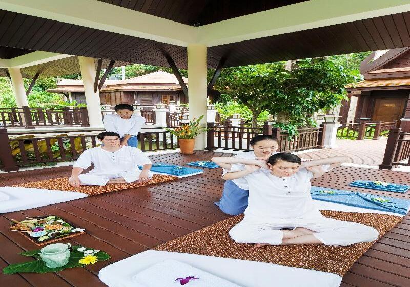 호텔 Rawi Warin Resort And Spa Sha Extra Plus