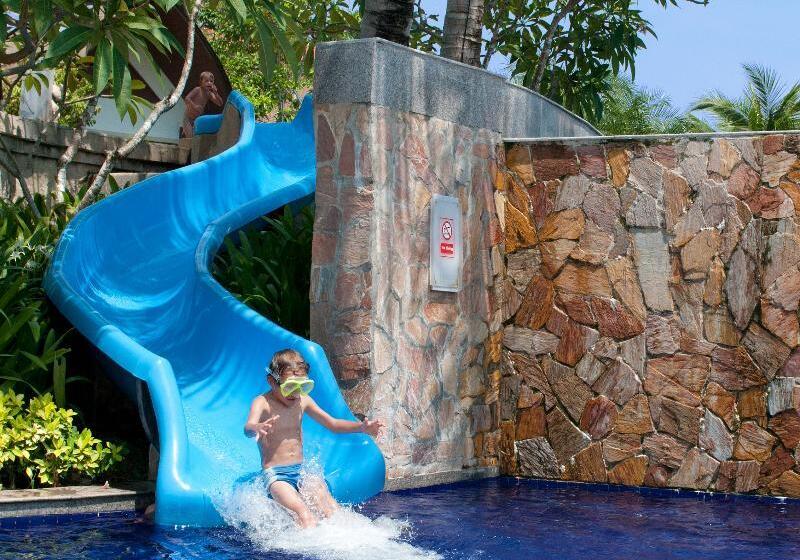 호텔 Rawi Warin Resort And Spa Sha Extra Plus