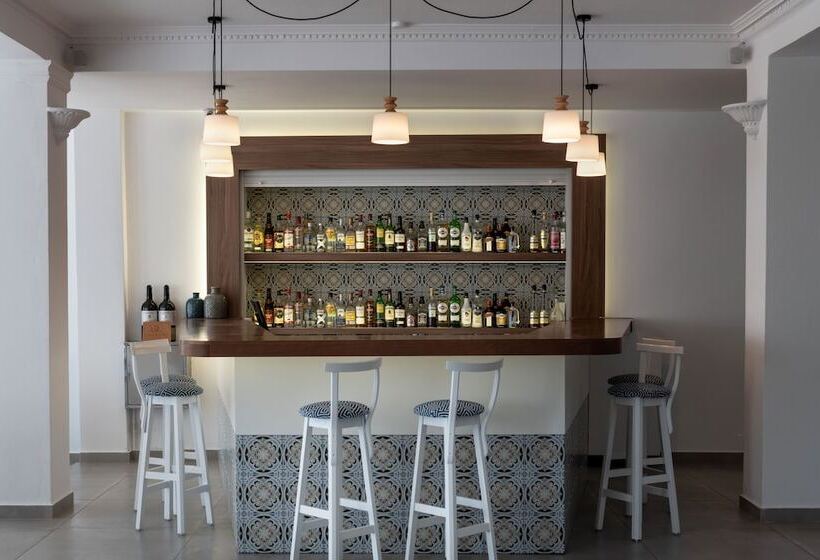 酒店 Rivari Santorini