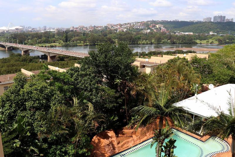 Отель The Riverside